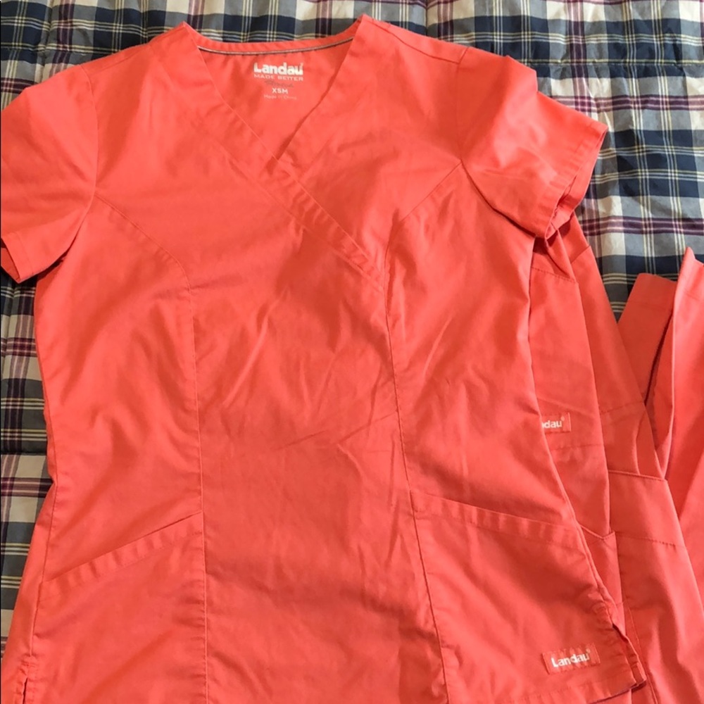 Coral Scrubs